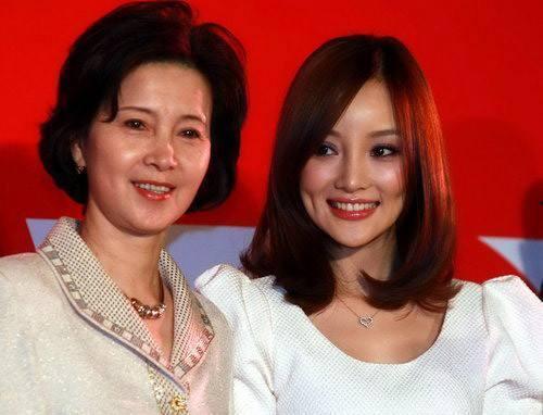 天涯爆料母女视频,母女视频引发热议，背后真相令人震惊