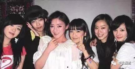 娱乐圈吃瓜闺蜜小说,闺蜜情深，瓜田秘事  第3张