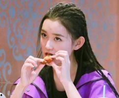 爆料蒋依依工作室视频,揭秘幕后精彩瞬间