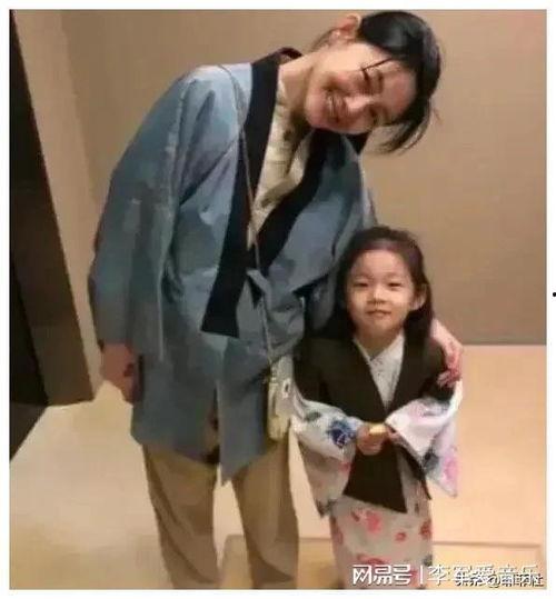 娱乐圈最新吃瓜爆料视频,揭秘明星背后的惊人真相! 第2张 娱乐圈最新吃瓜爆料视频,揭秘明星背后的惊人真相! 第2张