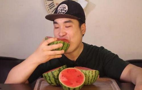 观看网红吃瓜视频,揭秘娱乐圈幕后真相