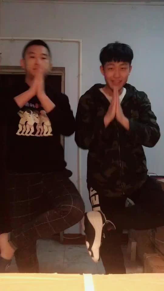 跳舞大姨被爆料视频在线,跳舞大姨爆红,视频引发网友热议 第1张 跳舞大姨被爆料视频在线,跳舞大姨爆红,视频引发网友热议 第1张