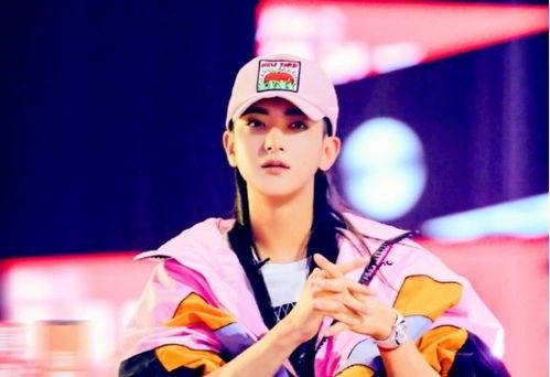 员工爆料黄子韬视频播放,揭秘明星幕后生活片段 第3张 员工爆料黄子韬视频播放,揭秘明星幕后生活片段 第3张