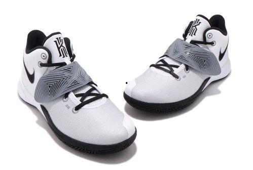 欧文鞋最新爆料,设计革新,性能升级,引领潮流新风尚 第2张 欧文鞋最新爆料,设计革新,性能升级,引领潮流新风尚 第2张